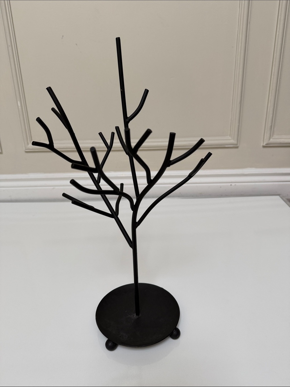 Black metal decorative tree